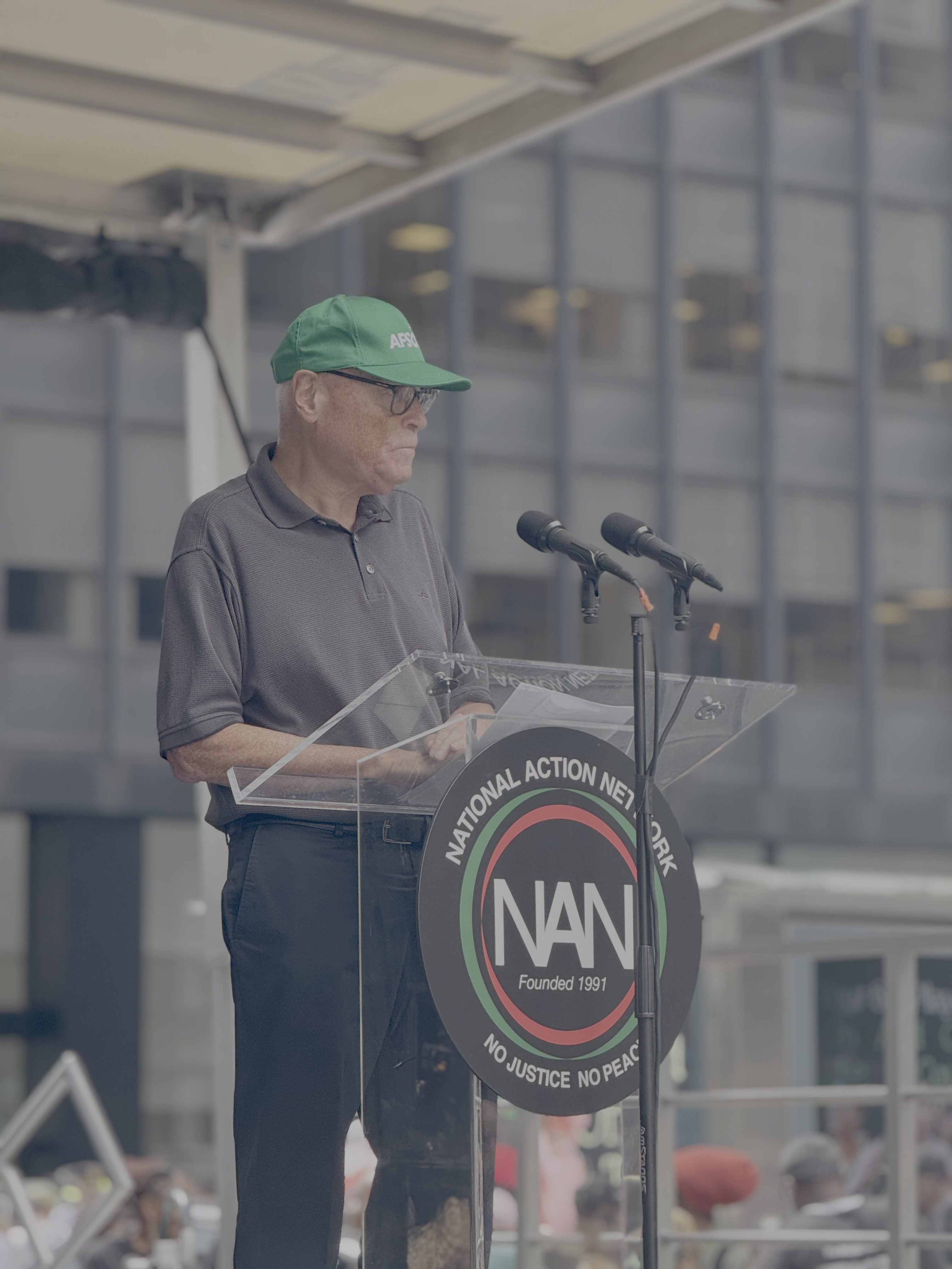 At New York march, AFSCME’s Saunders blasts Wall Street