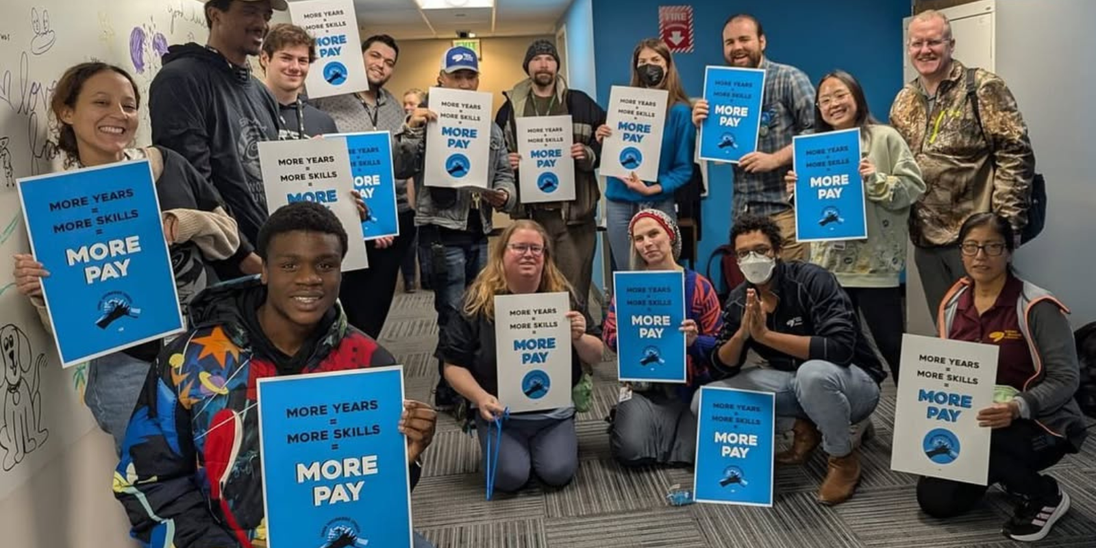 Minnesota Science Museum workers celebrate historic first contract 