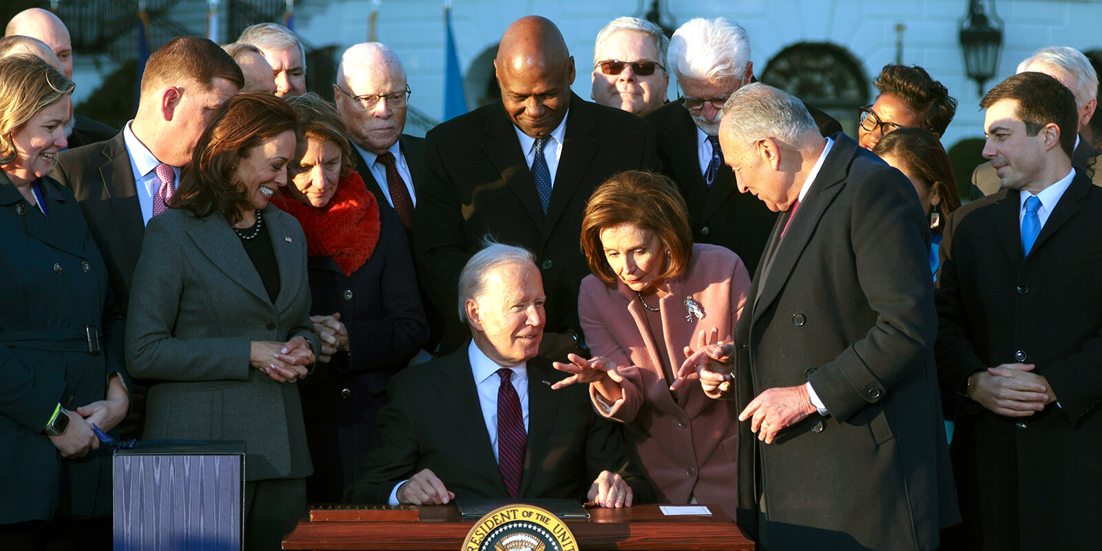 AFSCME President Lee Saunders joins signing ceremony of historic infrastructure bill
