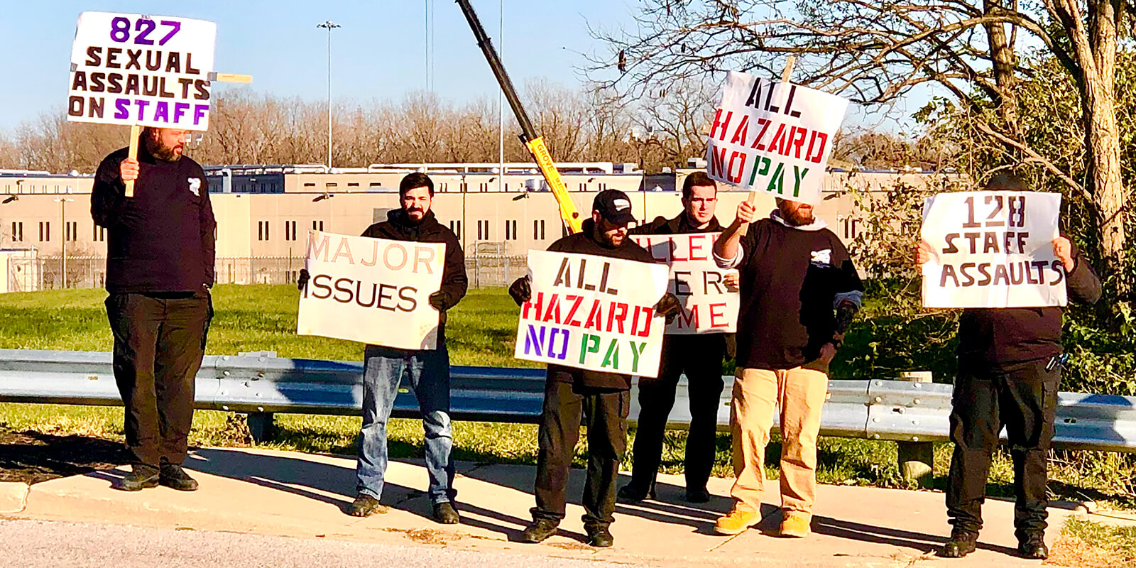 OCSEA members at Toledo Correctional Institution protest unsafe working conditions