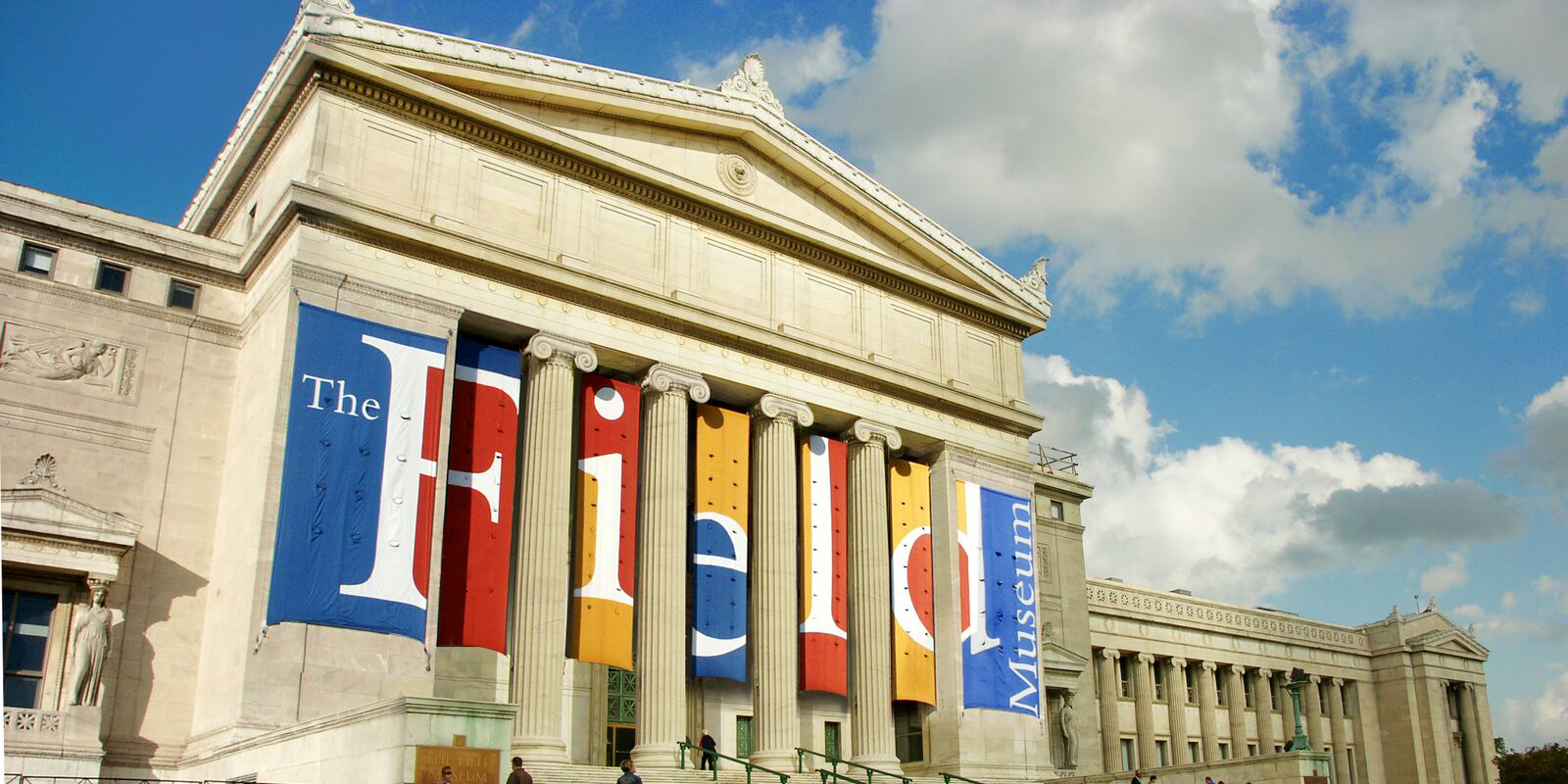 Workers at Tacoma, Chicago museums highlight growing organizing momentum