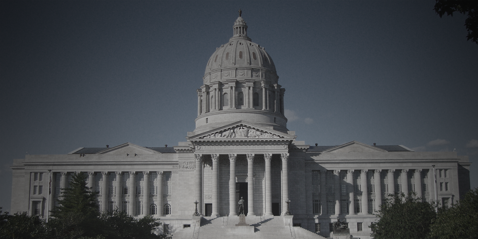 Union Lawsuit Seeks to Block Missouri’s New Anti-Worker Law