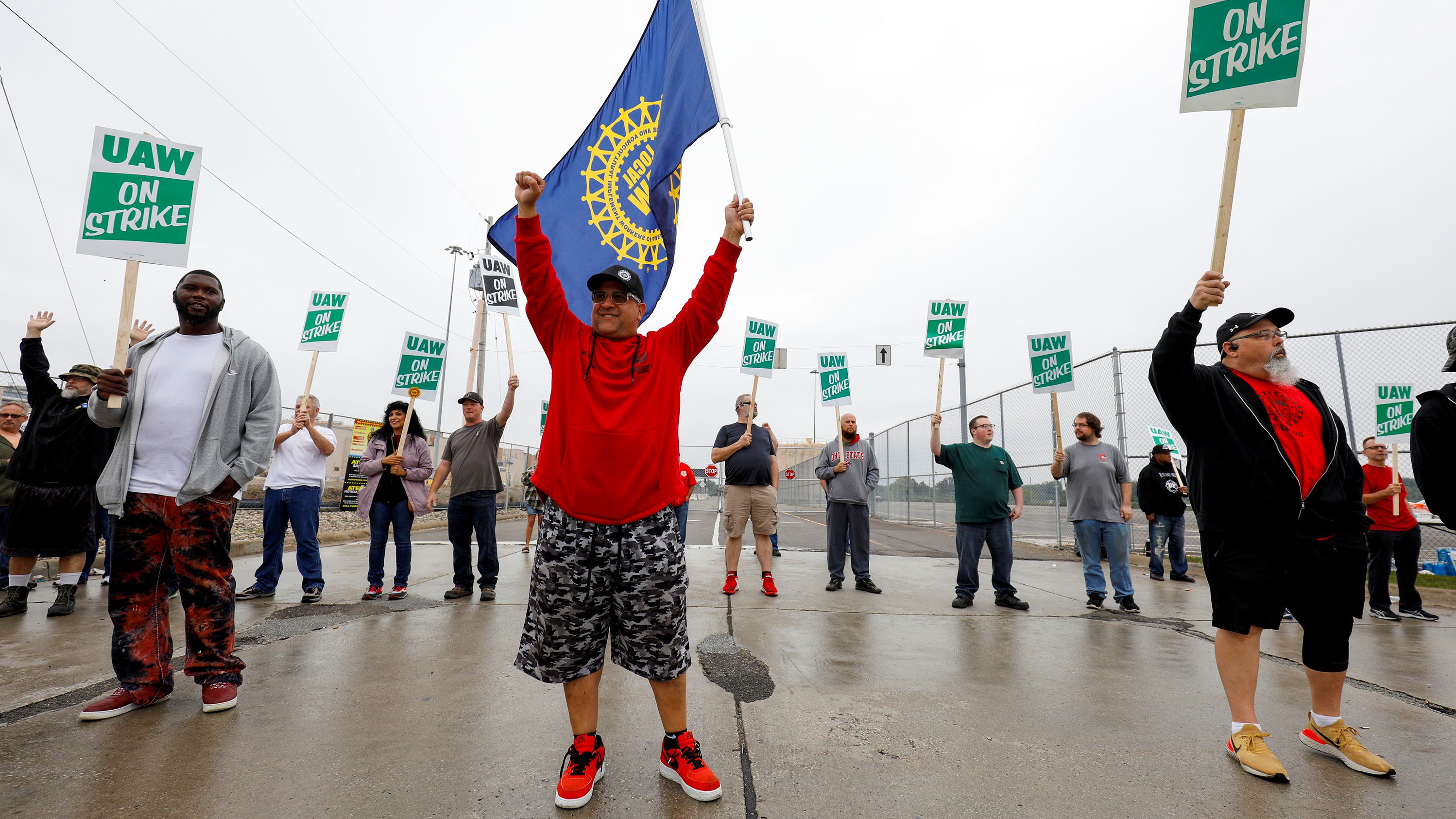 We Stand with UAW Workers on Strike American Federation of State